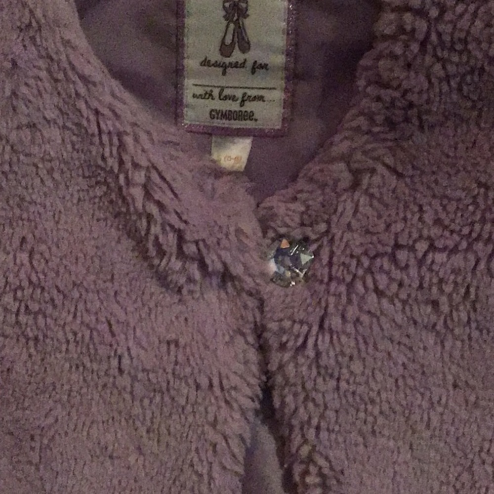 Vest - Picture 3 of 4